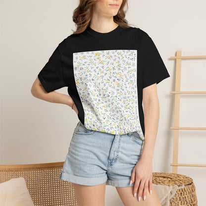 Scribble Art T-shirt | Abstract Doodle Graphic, Hand-Drawn Line Design